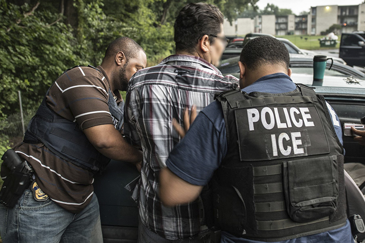 Detiene ICE a 84 personas; 64 eran mexicanos con antecedentes criminales