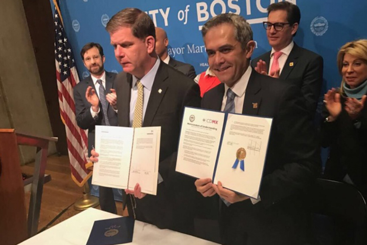 La CDMX y Boston firman acuerdo de Amistad y defensa de migrantes