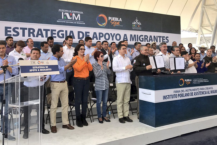 Gobierno de Puebla anuncia Estrategia de Apoyo a Migrantes retornados