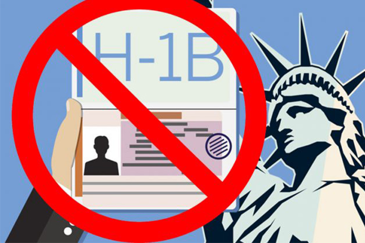 Gobierno de Trump se lanza contra visas H-1B