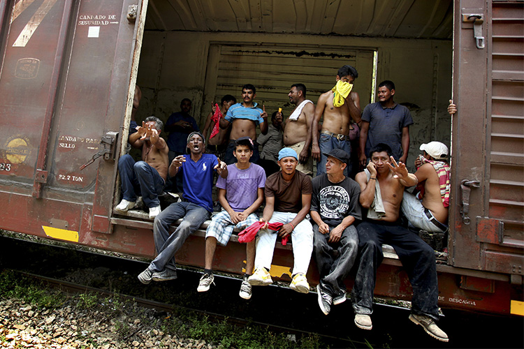 El 92% de los migrantes de Centroamérica son agredidos en México en su camino hacia EU