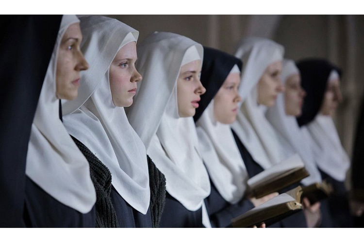 La historia de unas monjas y una doctora atea