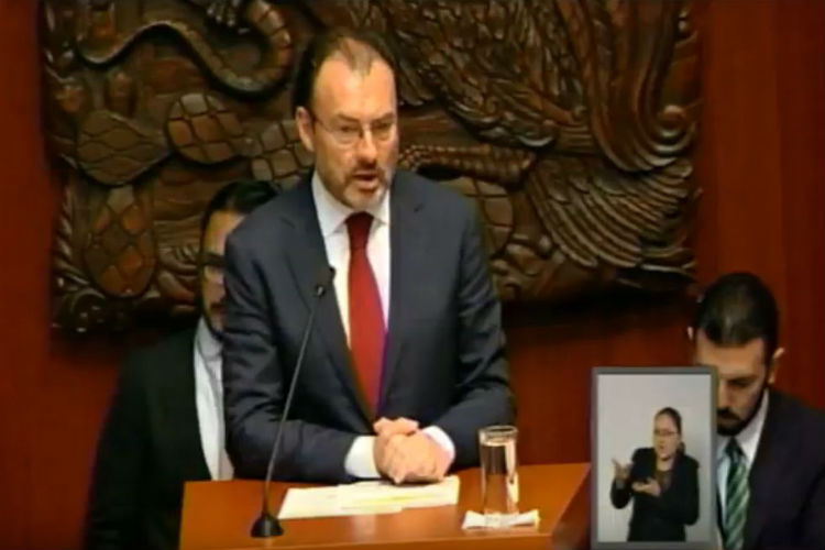 Luis Videgaray Caso respondió a los cuestionamientos sobre las acciones emprendidas para la defensa de los mexicanos en el exterior