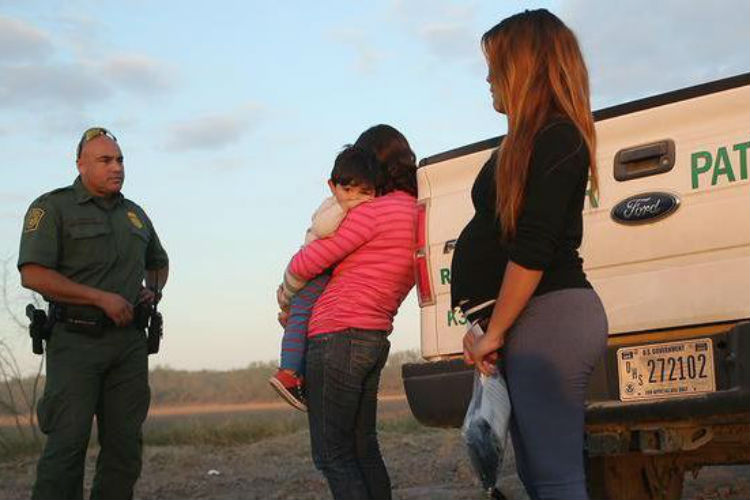 El IDHIE recomendó al Instituto Nacional de Mujeres realizar visitas constantes a las estaciones migratorias del INM para proteger a las mujeres migrantes embarazadas.