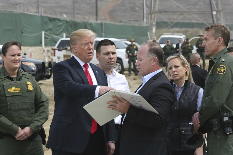 El presidente Donald Trump planteó enviar entre 2 mil y 4 mil elementos de la Guardia Nacional a la frontera con México sin embargo, la Casa Blanca dijo que serán los que hagan falta.