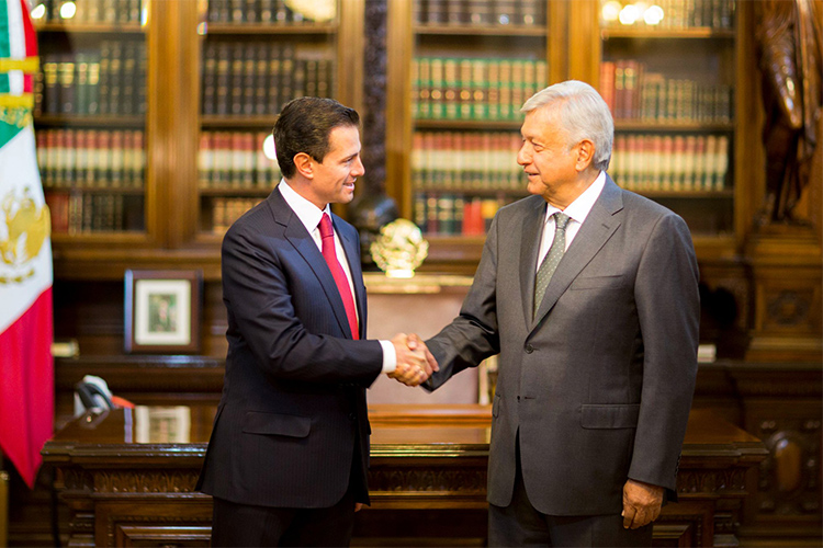 El presidente Enrique Peña Nieto y el presidente electo Andrés Manuel López Obrador sostuvieron una reunión para hablar sobre el proceso de transición | Foto: Presidencia