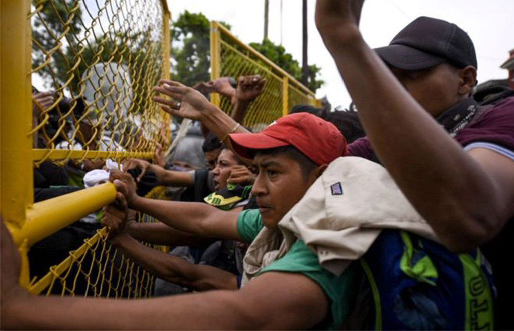 Este día ingresó a México una segunda caravana de migrantes centroamericanos, la cual está conformada por unas 2 mil 500 personas