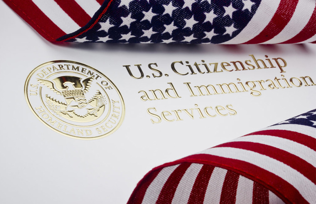 USCIS comenzó a operar con su nueva política de NTA, por lo que un migrante podría acabar deportado si se le niega la ciudadanía o green card
