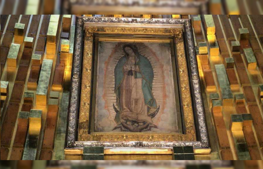 Los casi 500 años desde la aparición de Nuestra Señora de Guadalupe han visto surgir diversidad de mitos en torno a la imagen plasmada en la tilma de San Juan Diego, como una supuesta temperatura humana o movimiento en los ojos de la Virgen.