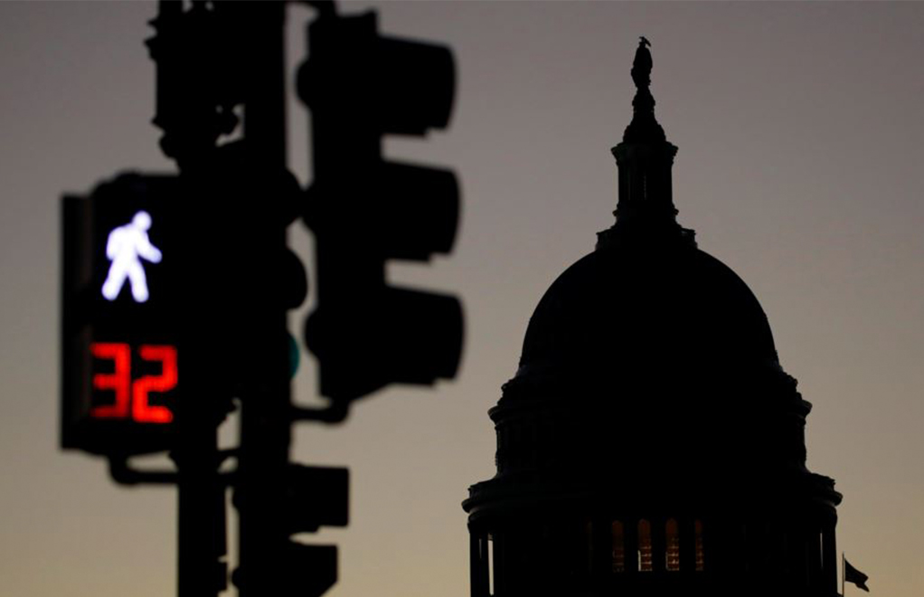 El capitolio de Estados Unidos en Washington, en el día 32 de un cierre parcial del gobierno, el más largo en la historia de la nación. Enero 22 de 2019. | Foto: Voz de América / Reuters