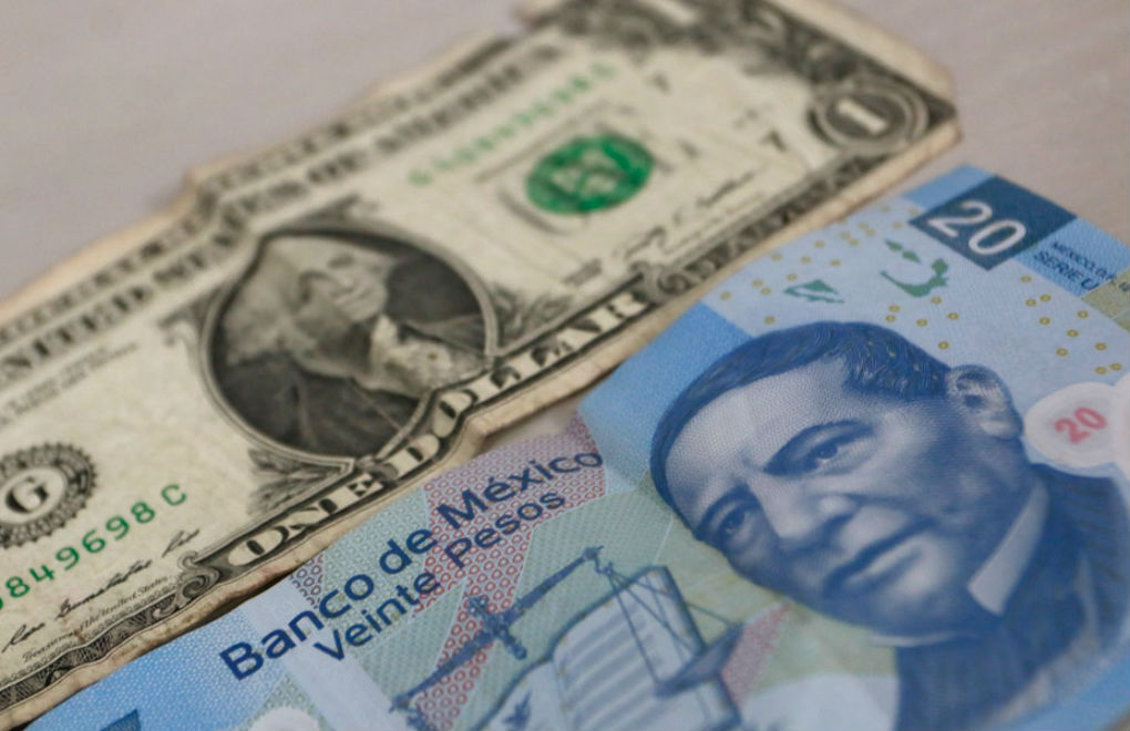 El precio del dólar alcanza este viernes los 20.20 pesos mexicanos