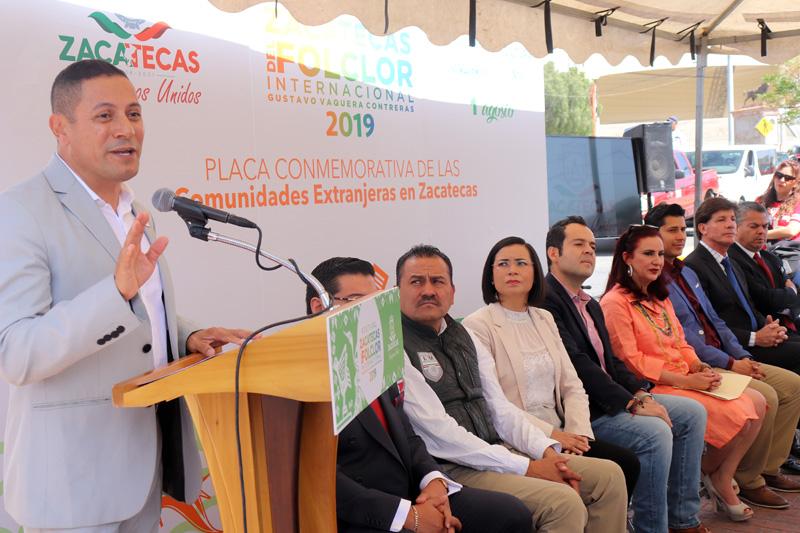 Develan Placa Conmemorativa de las Comunidades Extranjeras en Zacatecas