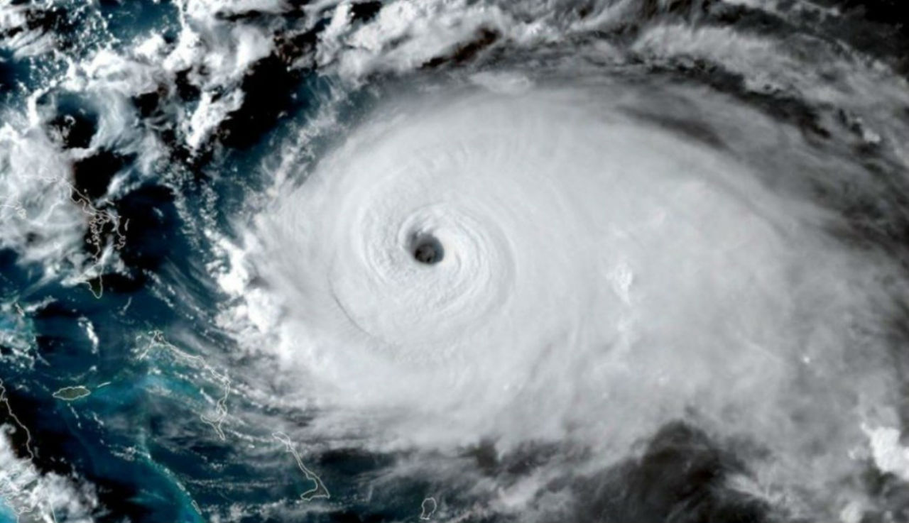 Ligera desviación pondría en el ojo del huracán Dorian a Florida