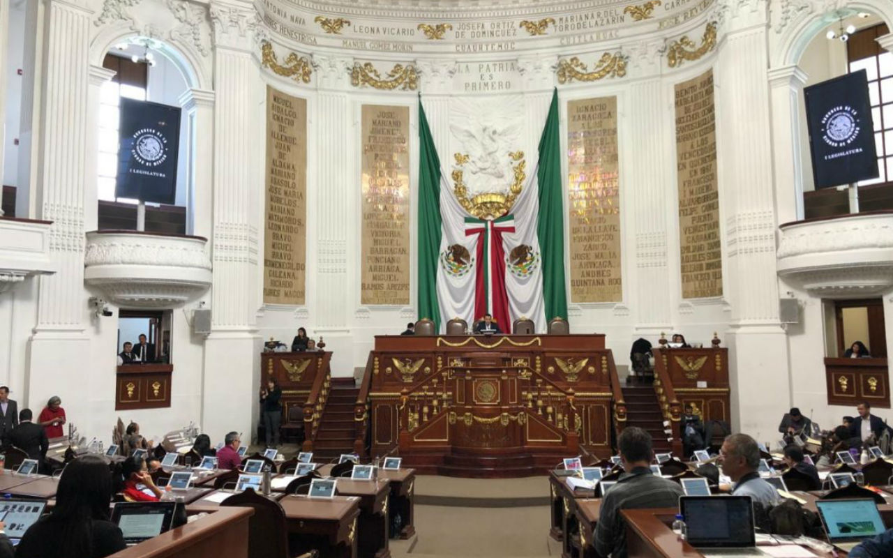 La figura del diputado migrante fue incluida cuando se creó la Constitución de la Ciudad de México | Foto: Congreso de la CDMX