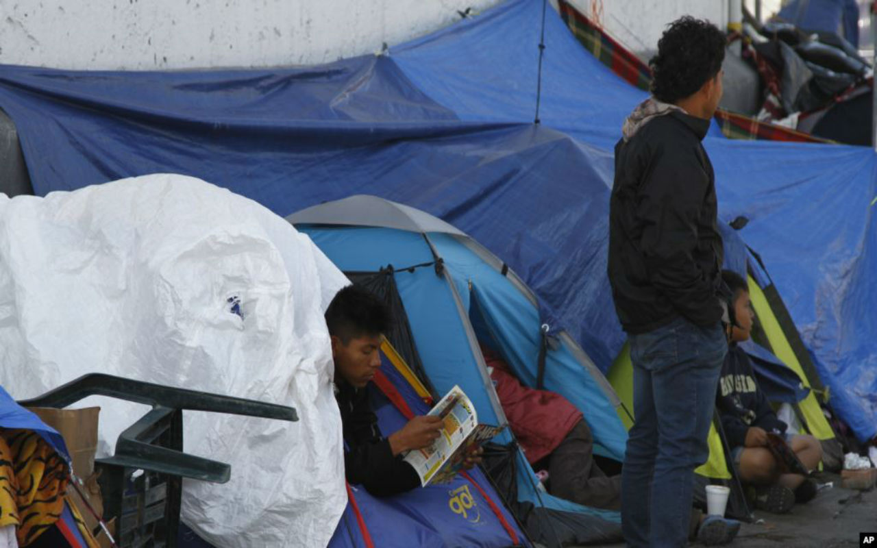 El migrante hondureño tendrá que esperar en Guatemala en lo que se resuelve su solicitud de asilo