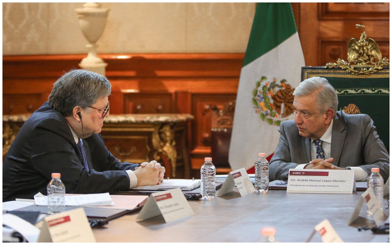El presidente Obrador comenzó diciendo que existe una muy buena la relación con el gobierno de Trump y que no existe ningún tipo de confrontación con el gobierno de EU.