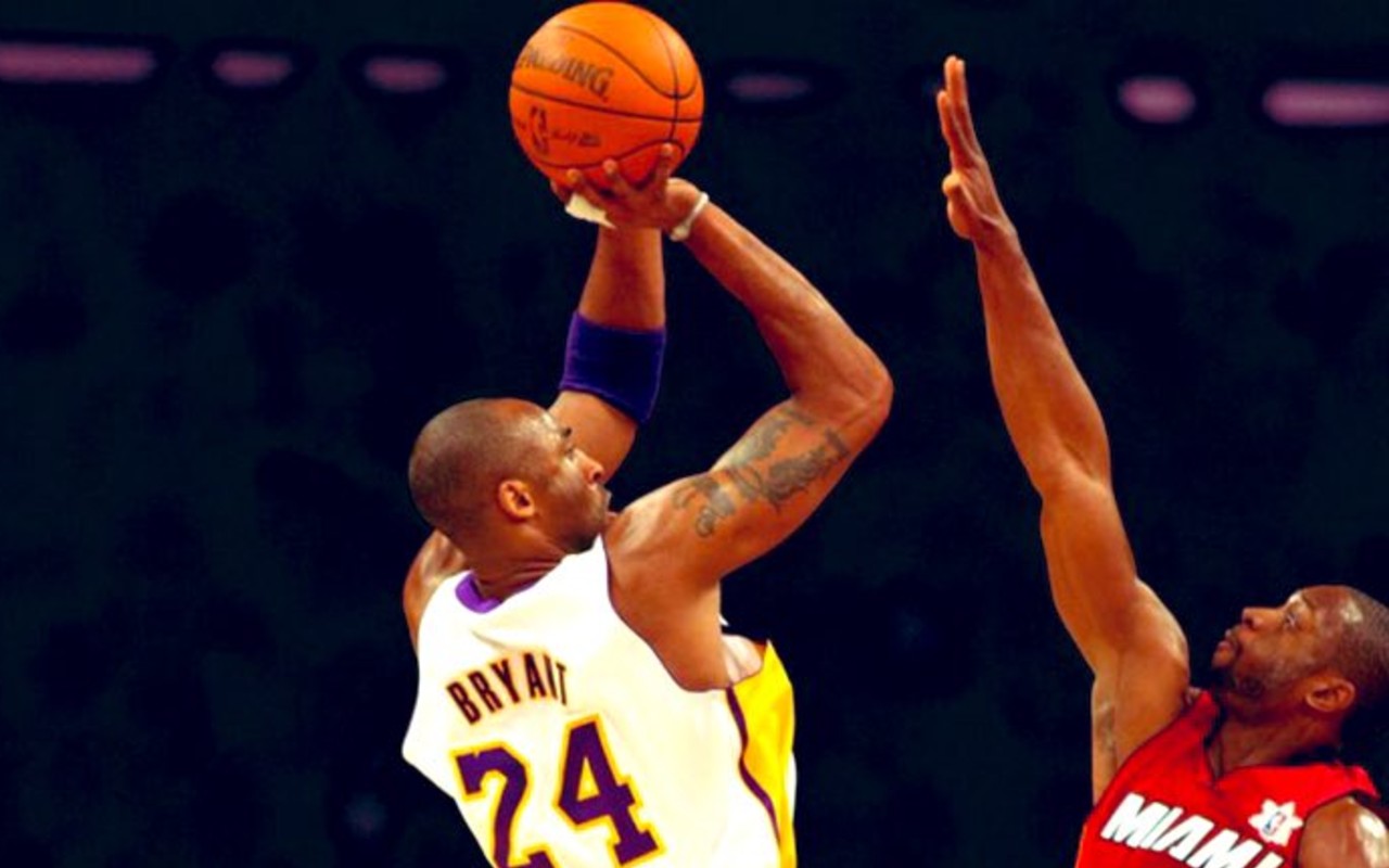 Kobe Bryant es considerado uno de los mejores jugadores de la NBA, durante 20 años jugó con los Lakers, y fue elegido en la primera ronda de draft de 1996