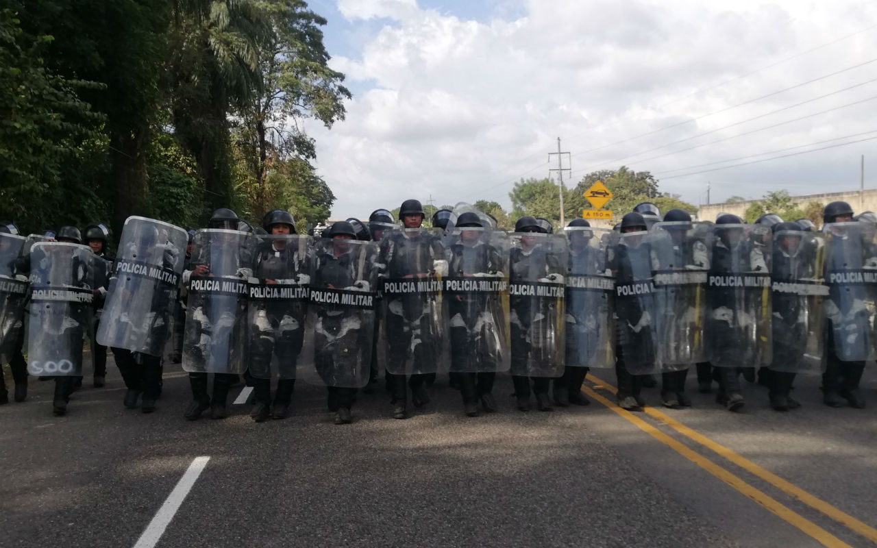 La Guardia Nacional marchó para detener a los migrantes | Foto: @palabrasdeabajo