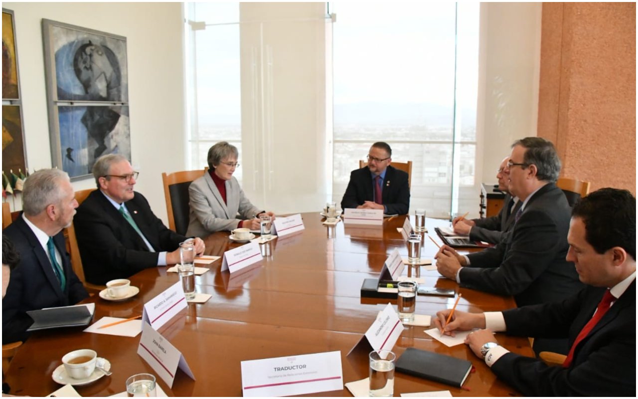 La reunión de corte binacional, tuvo como objetivo estrechar la colaboración entre El Paso Texas, con el gobierno de México.