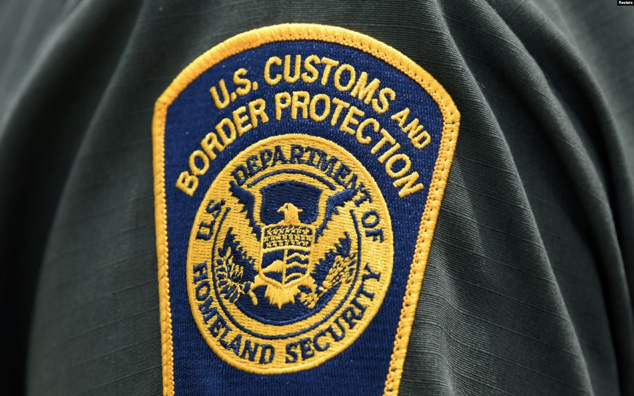 Escudo del uniforme de CBP