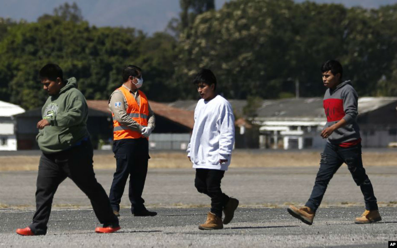 Guatemala volverá a recibir a migrantes deportados