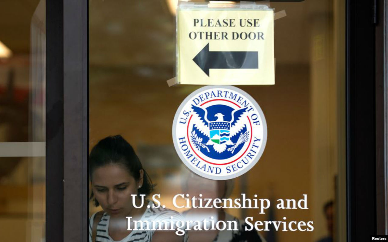 Titular de USCIS fue nombrado ilegalmente VOA