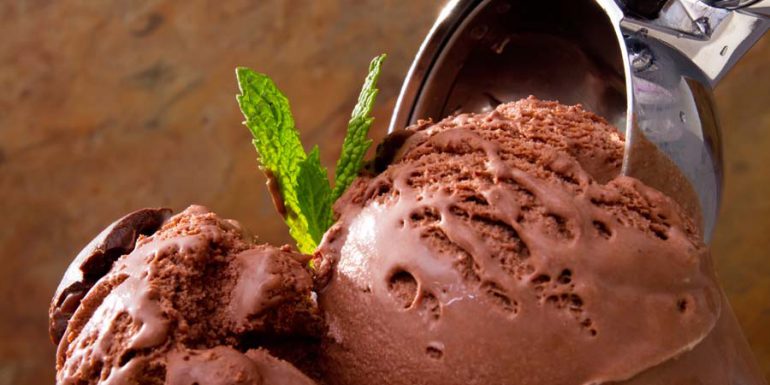 Comer helado ayuda a reducir el estrés y la depresión