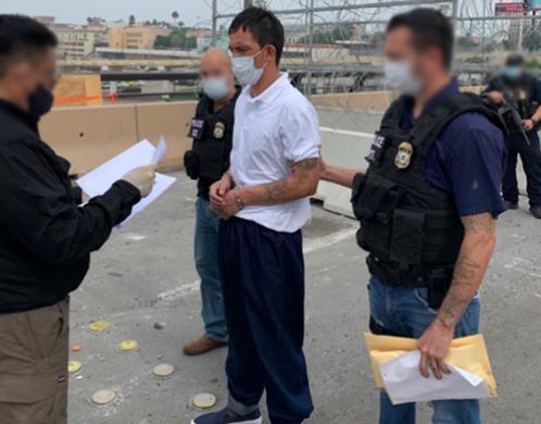 ICE detiene a tres mexicanos buscados por homicidio