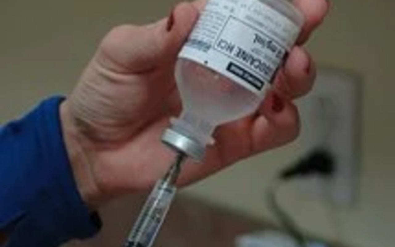 México participará en la fase final de vacuna de Sanofi