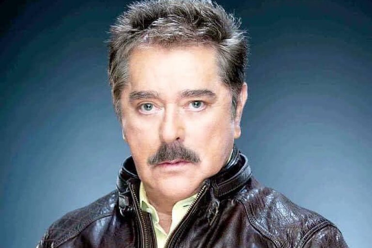 Muere el actor mexicano Raymundo Capetillo por Covid-19