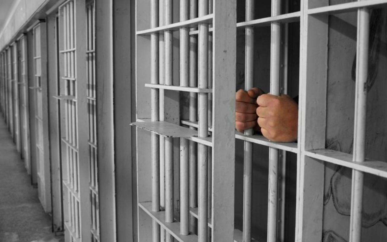 Juez de California emite orden que prohíbe la construcción de cárceles privadas