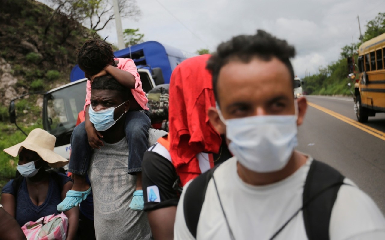 Guatemala recibió a cientos de migrantes deportados por el acuerdo de Tercer País Seguro. | Foto: Reuters.