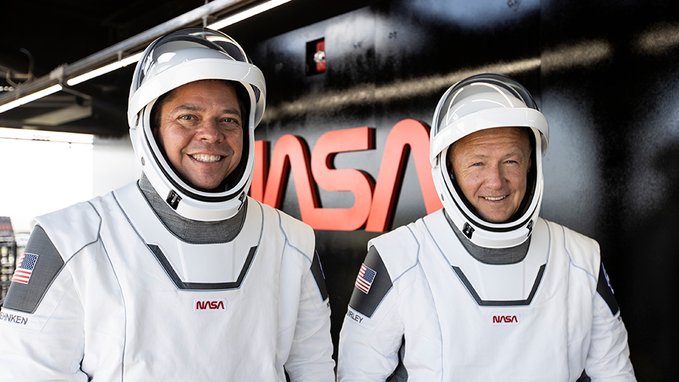 Astronautas de EEUU ya vienen rumbo a la Tierra a bordo de la cápsula de SpaceX