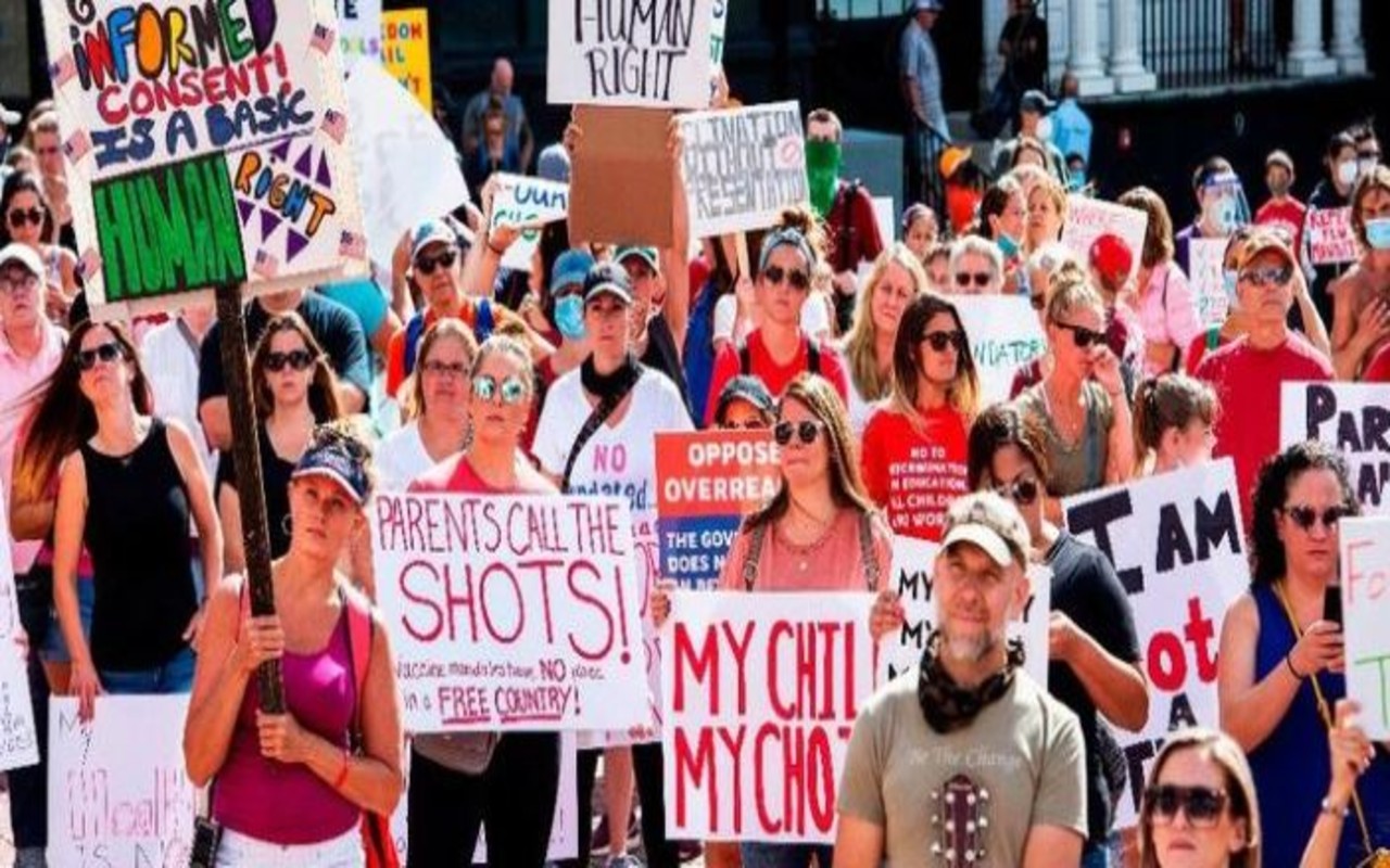 Protestan en Boston contra la vacuna gripal obligatoria