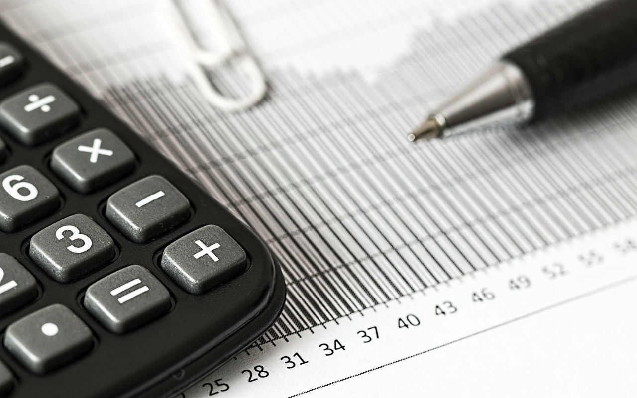 calculator-impuestos-Pixabay
