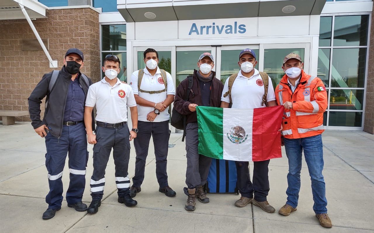 Bomberos de Guanajuato viajan a Oregón para ayudar en los incendios forestales