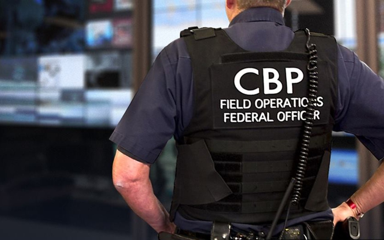 Juez quita temporalmente a agentes de CBP la capacidad para decidir sobre casos de asilo