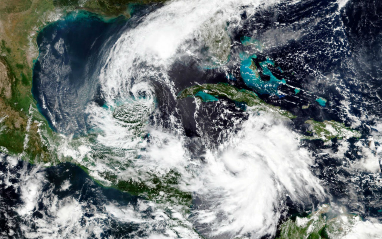 Huracán Delta alcanza categoría 3 en su avance hacia Yucatán y EEUU AP VOA