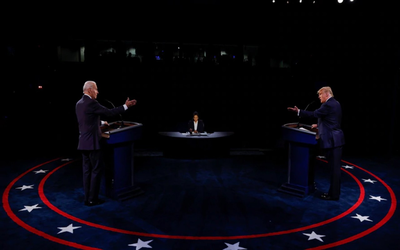 Trump insulta a migrantes durante el debate presidencial