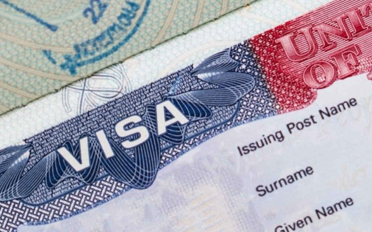 Visa bloquean prohibición de Trump