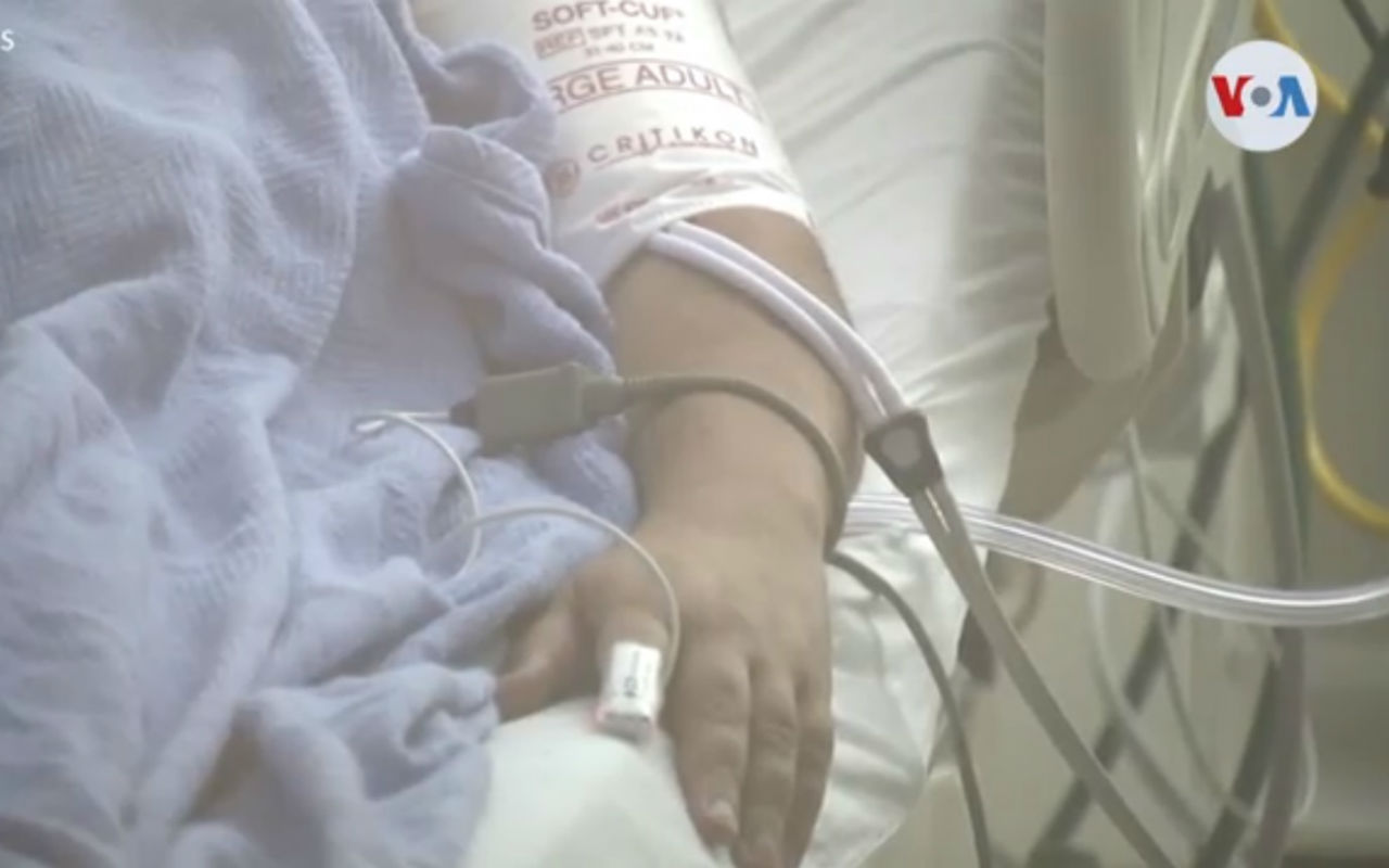 Los hospitales de California están en crisis debido a la cantidad de contagios en el estado. | Foto: Reuters / Voz de América.