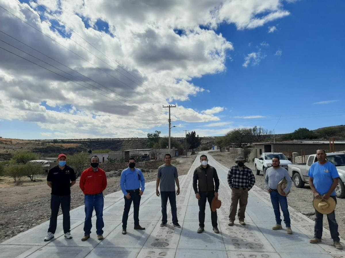 Zacatecas entrega obras del Programa 2×1 en Villanueva