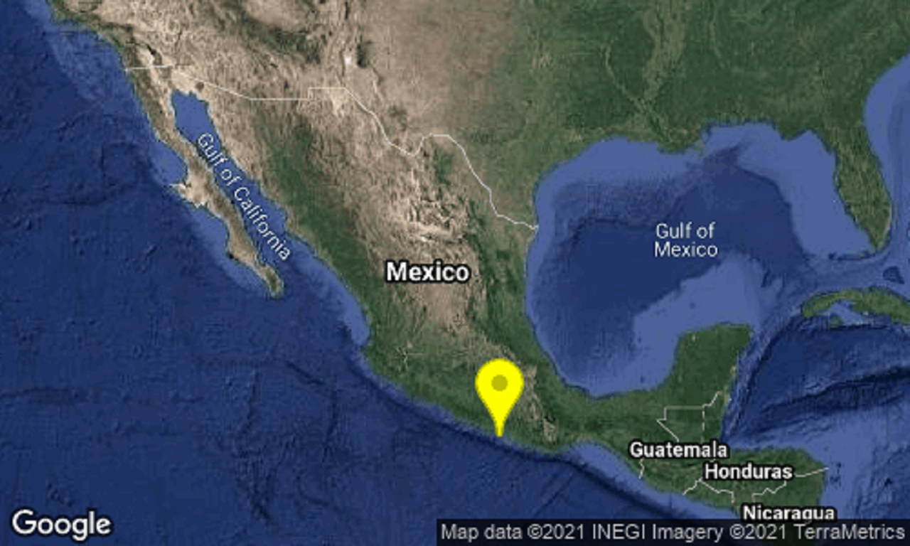 Un sismo de 5.7 grados sacudió varios estados de México la noche de este viernes. | Imagen: Twitter @SismologicoMX