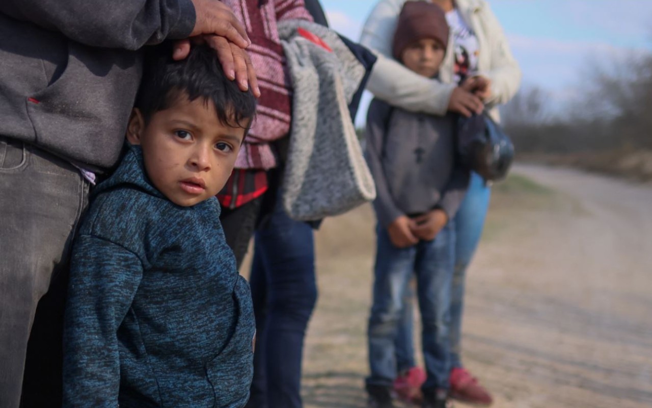 Las autoridades detallaron que el reinicio del programa para los menores migrantes centroamericanos será en dos fases | Foto: Reuters / Voz de América