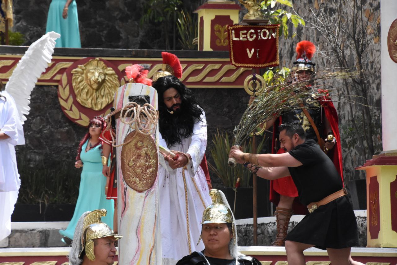 Este viernes santo volvió de manera presencial el vía crucis en Iztapalapa | Foto: Alcaldía Iztapalapa