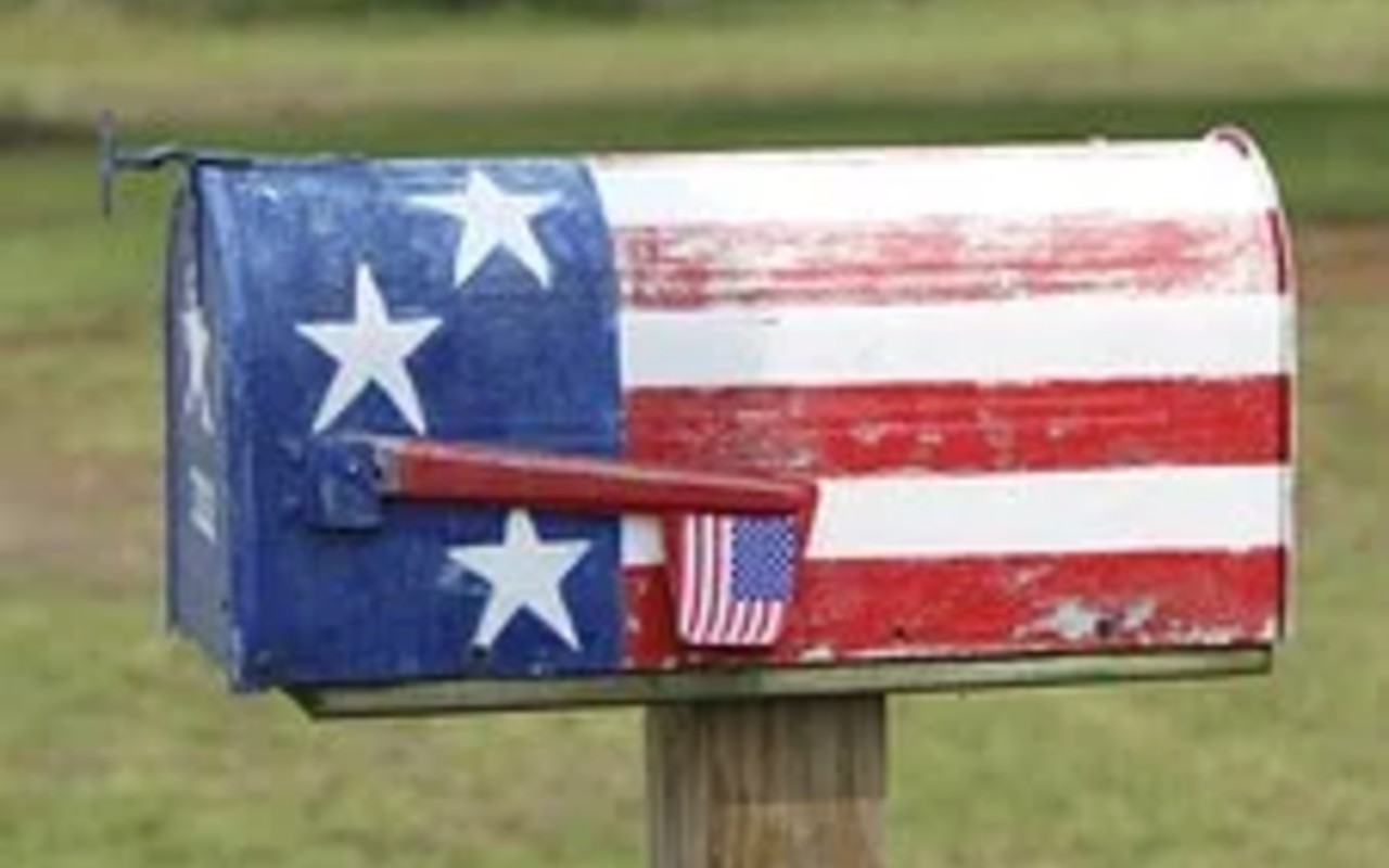 Gobernador de Florida firma una ley que limita el voto por correo