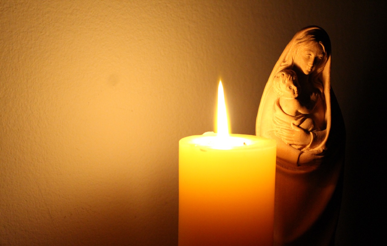 Con estas oraciones, pide la protección de María Auxiliadora en todo momento. | Foto: Cathopic.