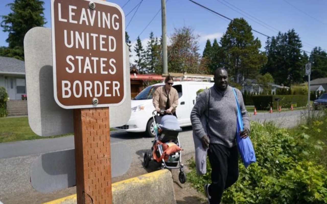 Retrasan restricciones en la frontera entre USA y Canadá