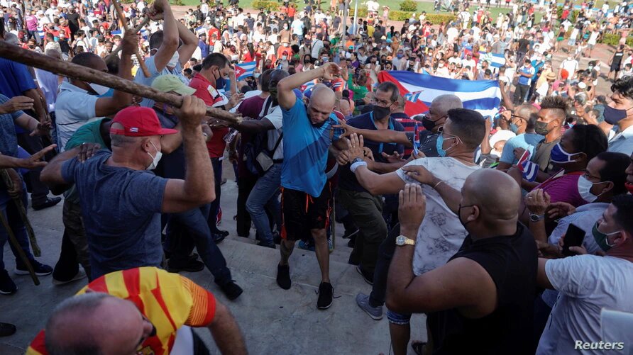 El presidente de Cuba ha llamado abiertamente a la represión contra los manifestantes. | Foto: Reuters / VOA.