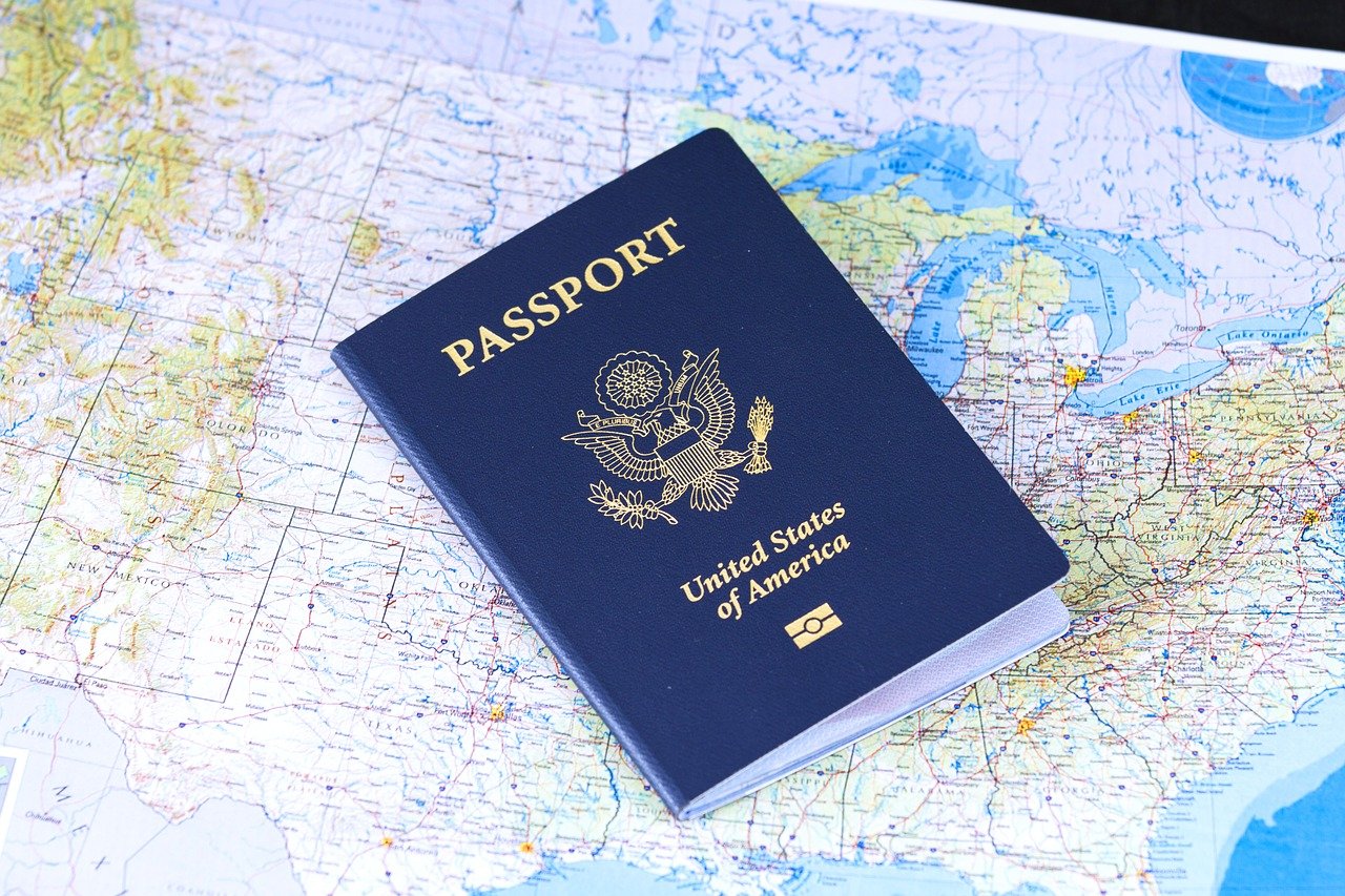 El trámite para el pasaporte americano de emergencia cambió temporalmente debido a estafas con las citas para tramitarlo. | Foto: Pixabay.